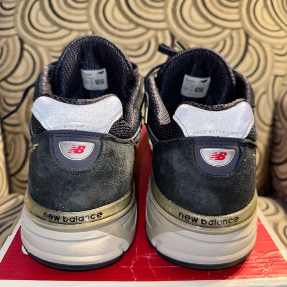 New Balance 990 V4 Men's Navy Sneakers - Picture 8 of 11